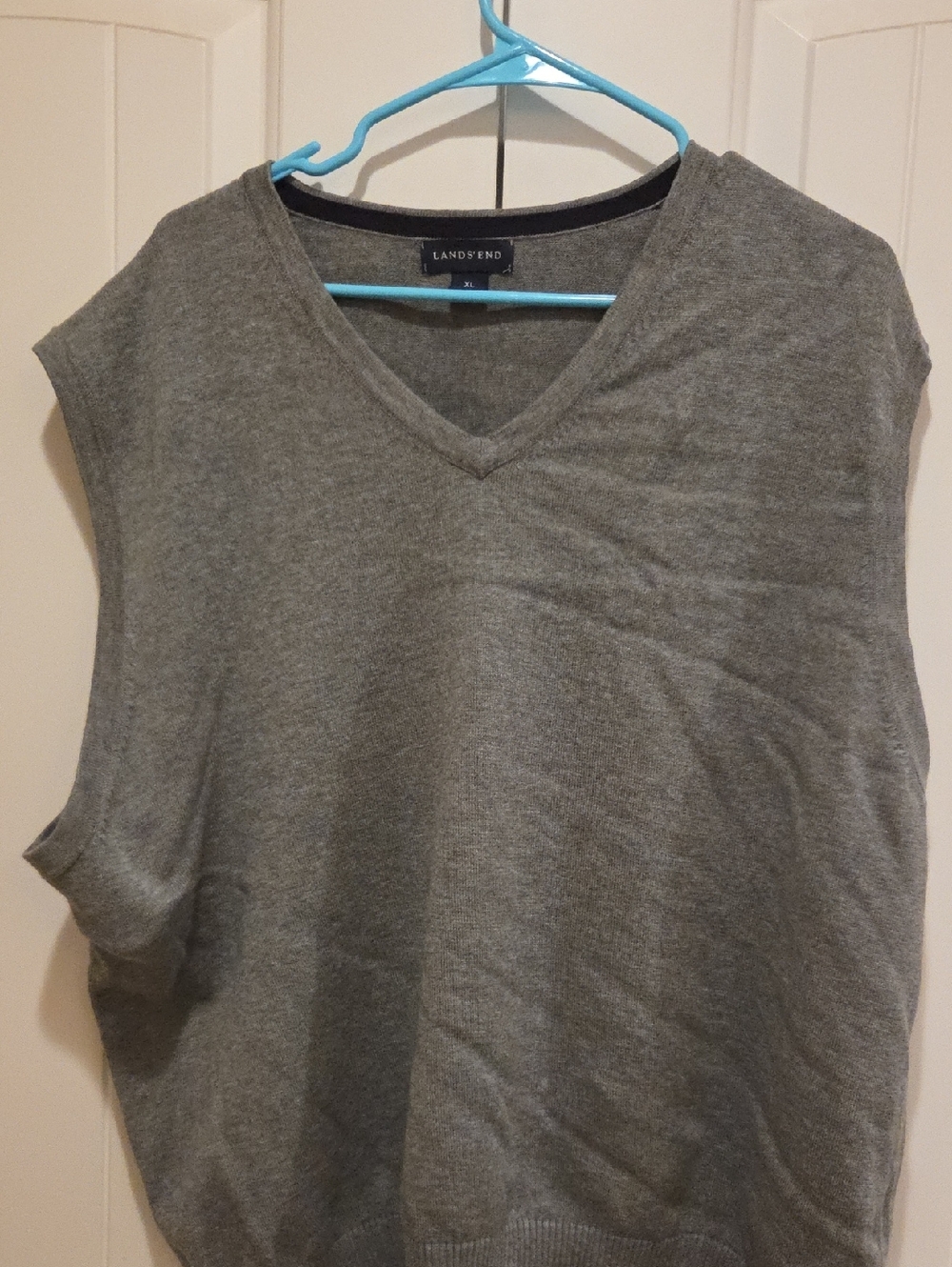 Lands' End Gray V-Neck Knit Sweater Vest